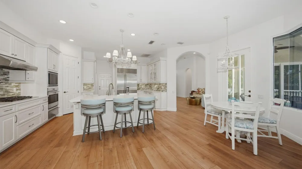 523 JUAN ANASCO DRIVE Longboat Key, FL 34228