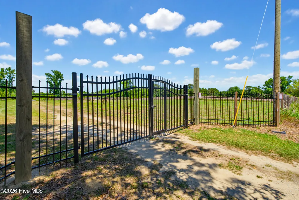 6615 Silver Spoon Road Clarkton, NC 28433