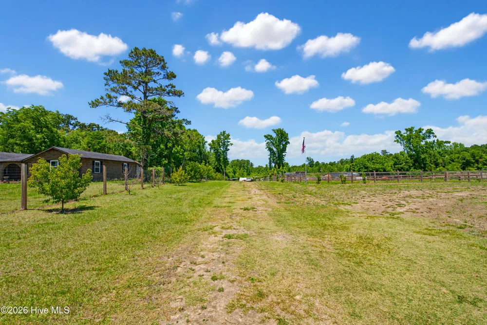 6615 Silver Spoon Road Clarkton, NC 28433