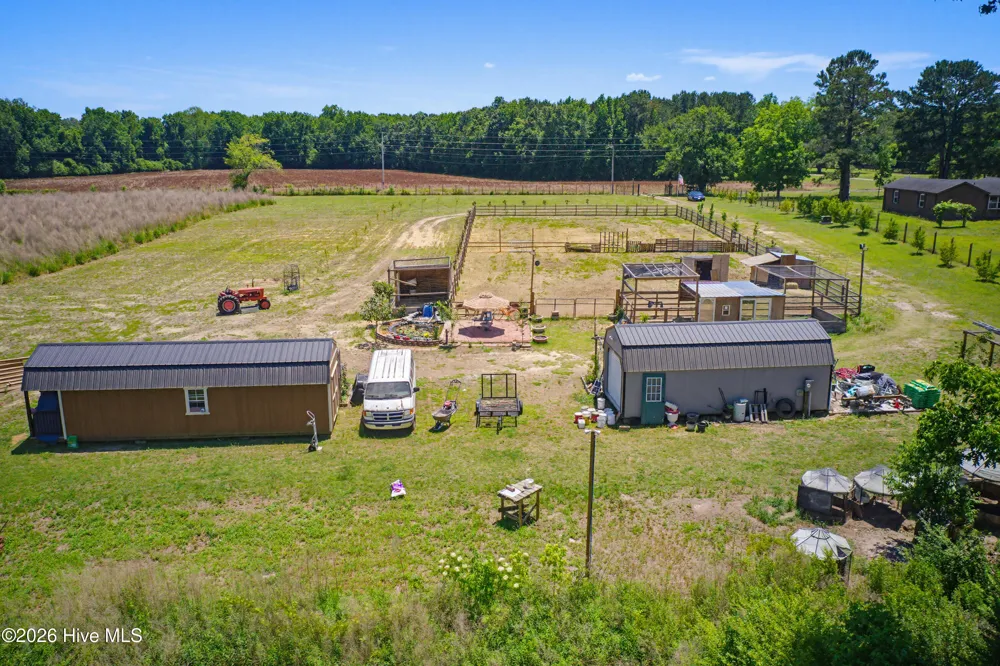 6615 Silver Spoon Road Clarkton, NC 28433