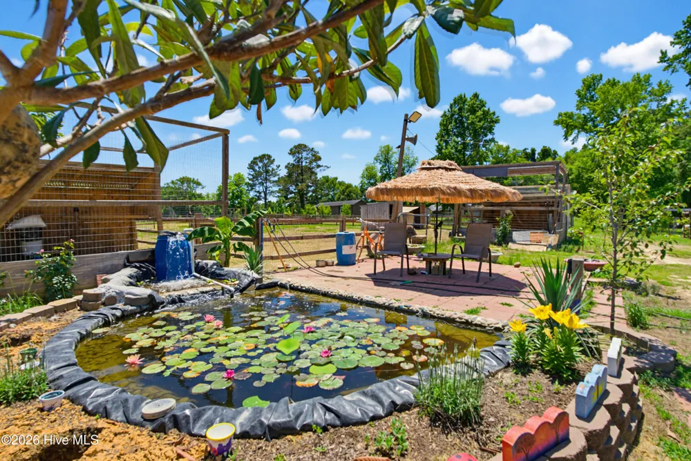 6615 Silver Spoon Road Clarkton, NC 28433