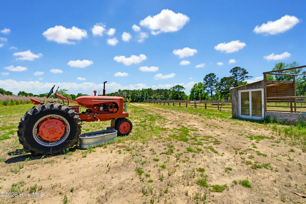 6615 Silver Spoon Road Clarkton, NC 28433