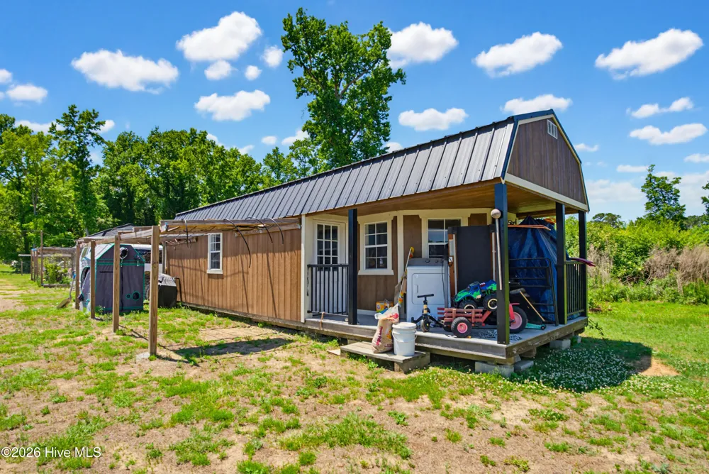 6615 Silver Spoon Road Clarkton, NC 28433