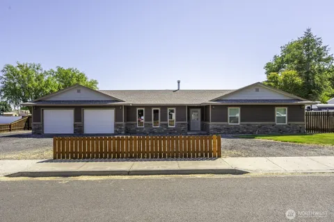 870 NW C STREET