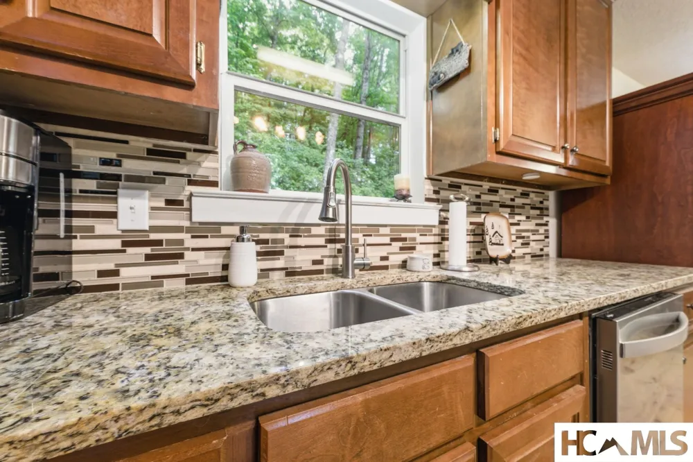 68 Golden Mist Court Sapphire, NC 28774