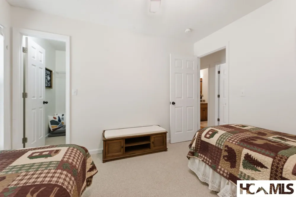 68 Golden Mist Court Sapphire, NC 28774