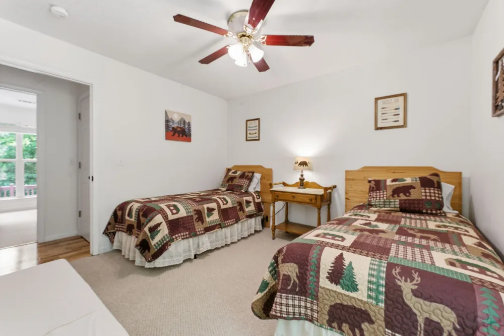 68 Golden Mist Court Sapphire, NC 28774