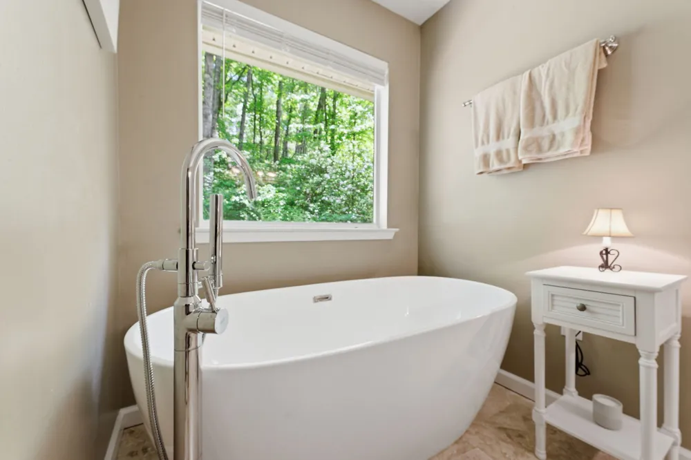 68 Golden Mist Court Sapphire, NC 28774