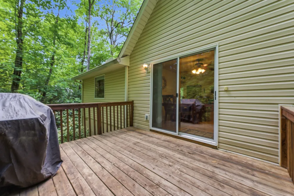 68 Golden Mist Court Sapphire, NC 28774