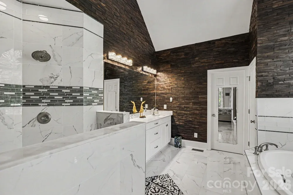 163 Evening Shadow Road Lake Wylie, SC 29710