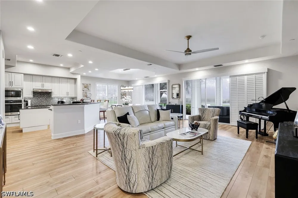 Avellino Isles Circle #20101 Naples, FL 34119