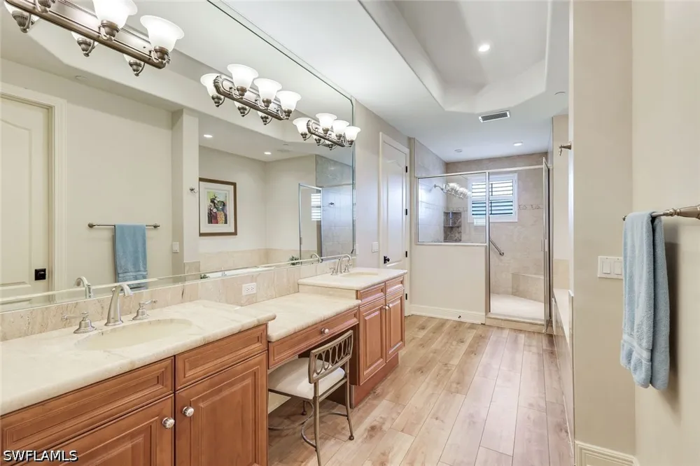 Avellino Isles Circle #20101 Naples, FL 34119