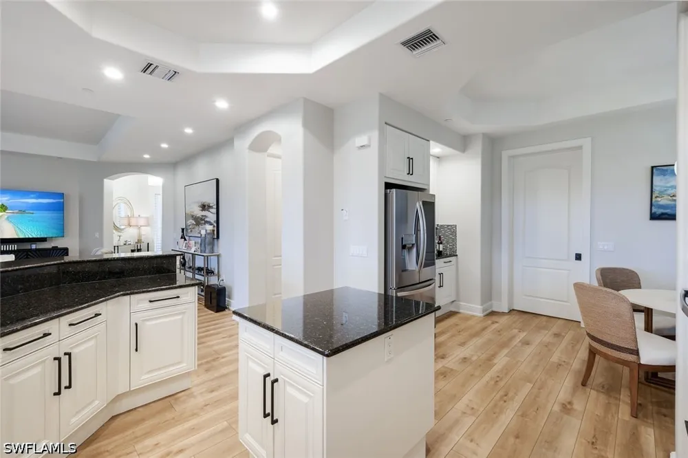 Avellino Isles Circle #20101 Naples, FL 34119