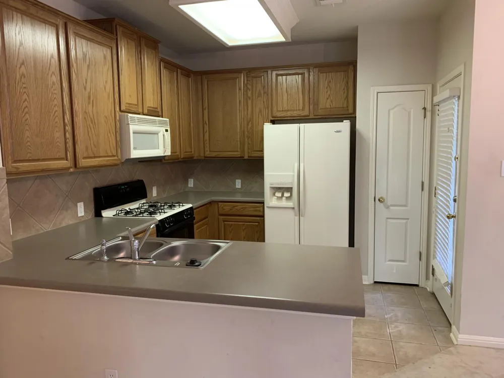 11000 Anderson Mill Road #29 Austin, TX 78750
