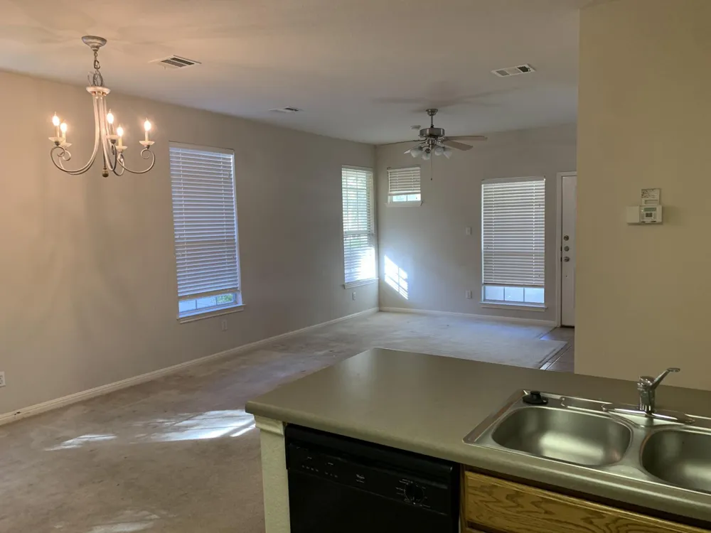 11000 Anderson Mill Road #29 Austin, TX 78750