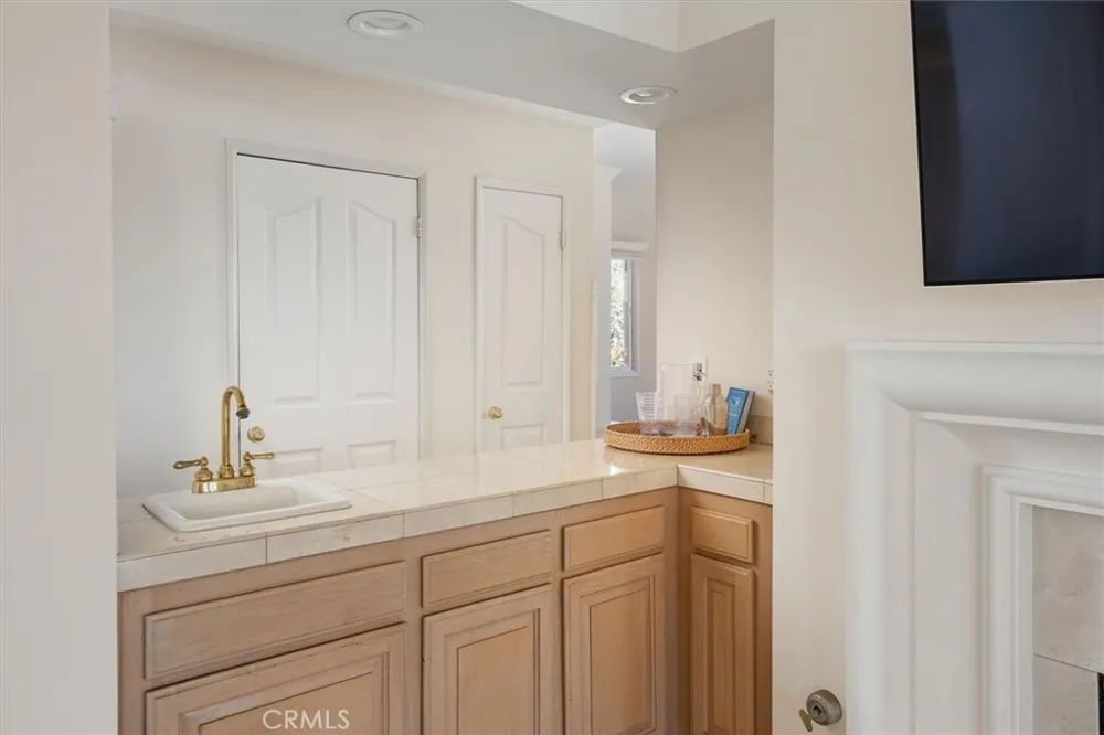 4207 Harbour Island Oxnard, CA 93035