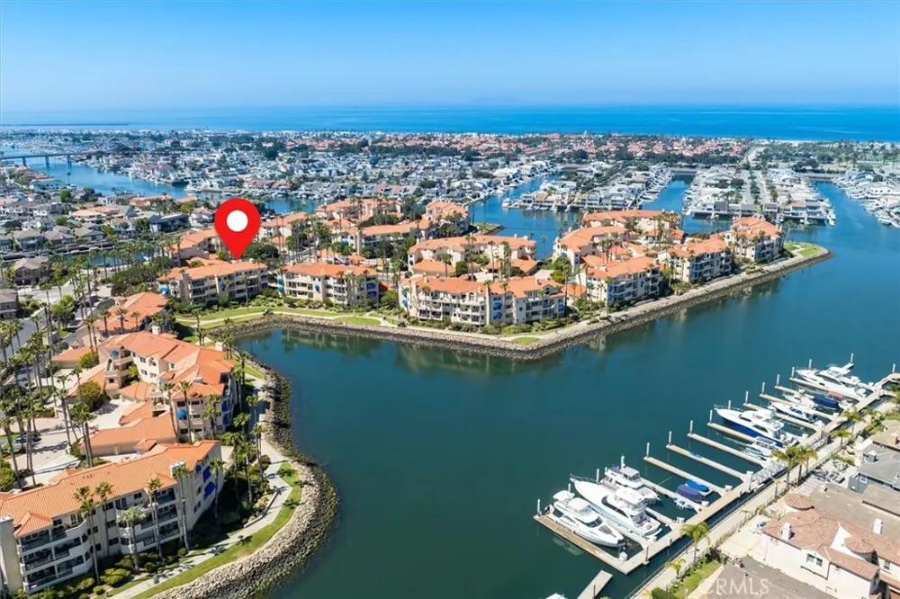 4207 Harbour Island Oxnard, CA 93035