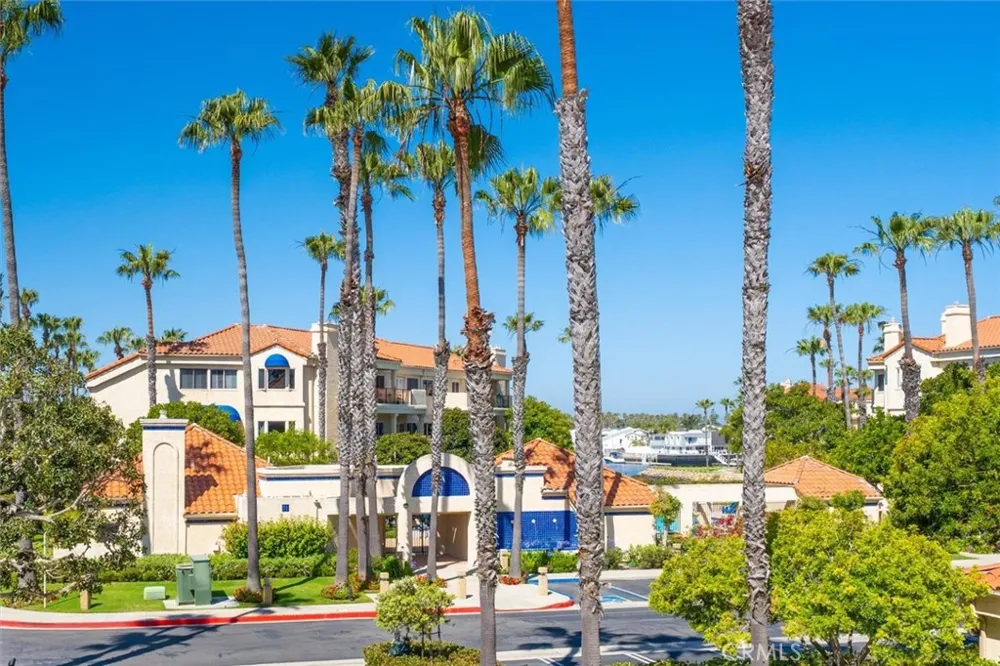 4207 Harbour Island Oxnard, CA 93035