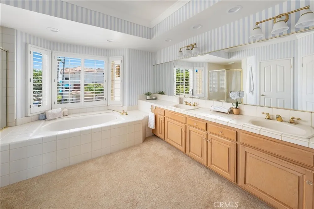 4207 Harbour Island Oxnard, CA 93035