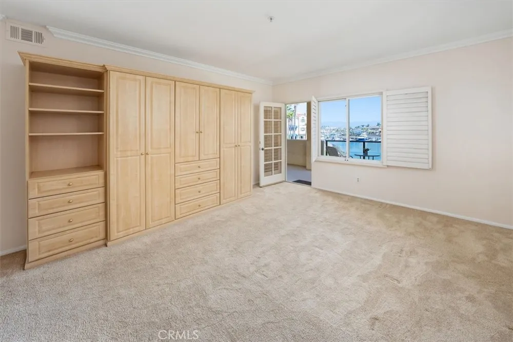 4207 Harbour Island Oxnard, CA 93035