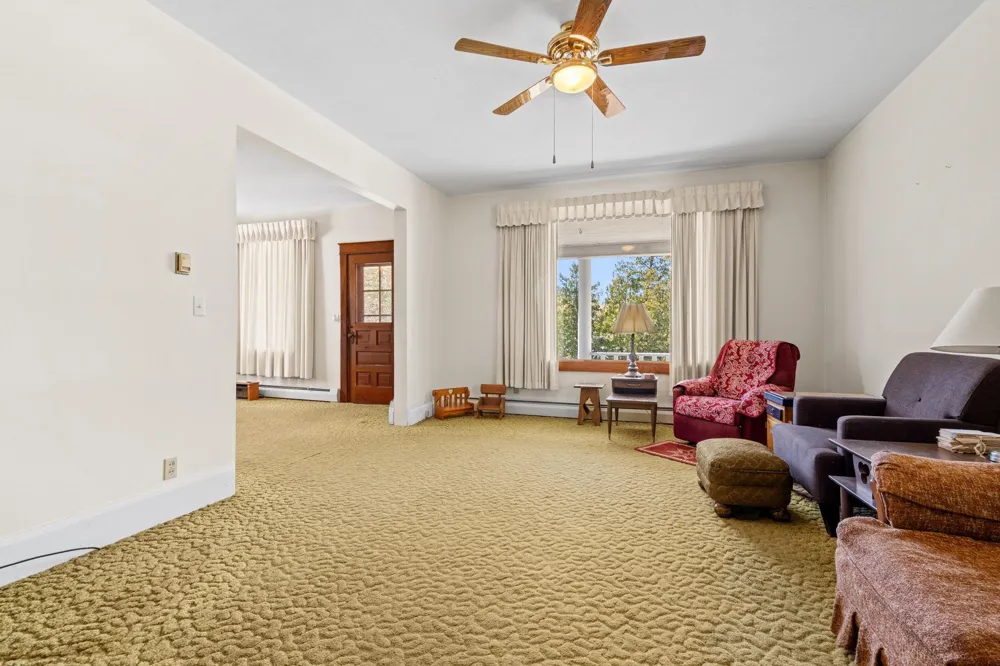 204 S Chandler Street Leland Township, MI 49654