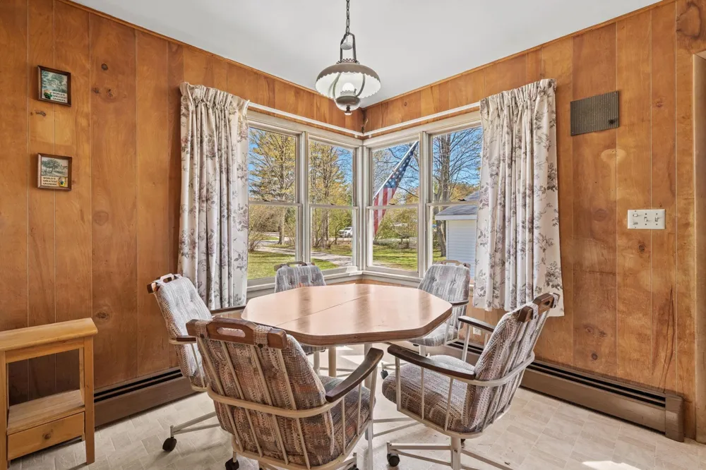 204 S Chandler Street Leland Township, MI 49654