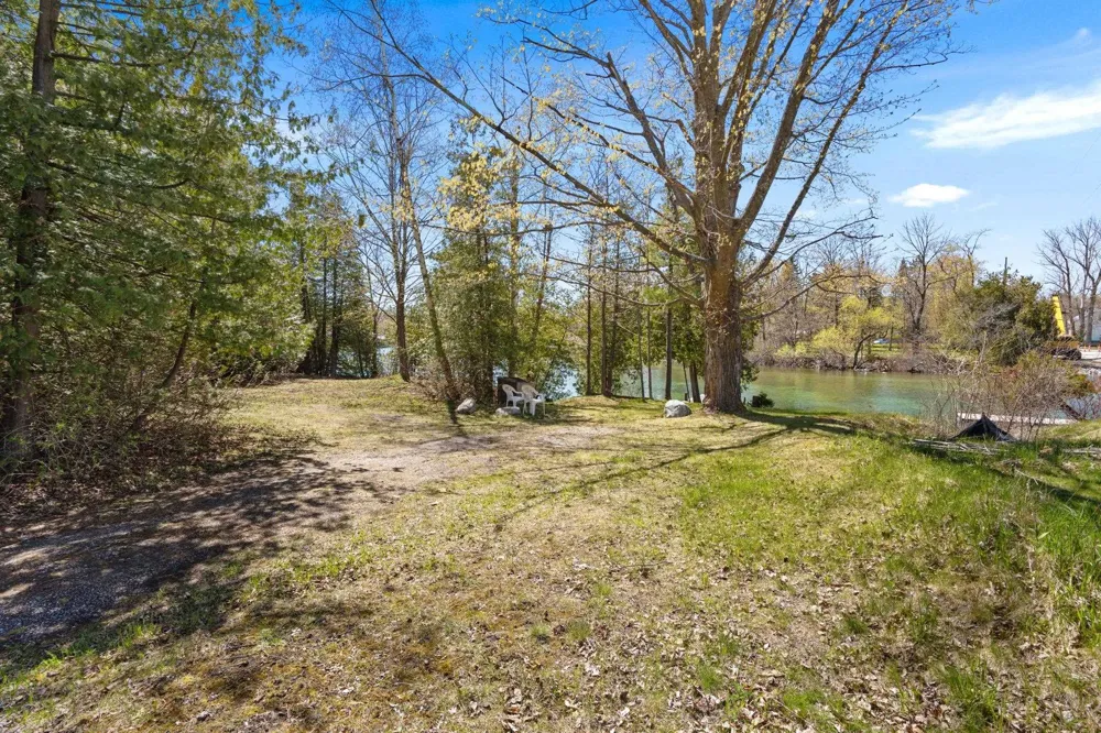 204 S Chandler Street Leland Township, MI 49654