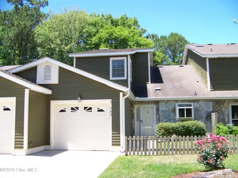 703 Cedarwood Village