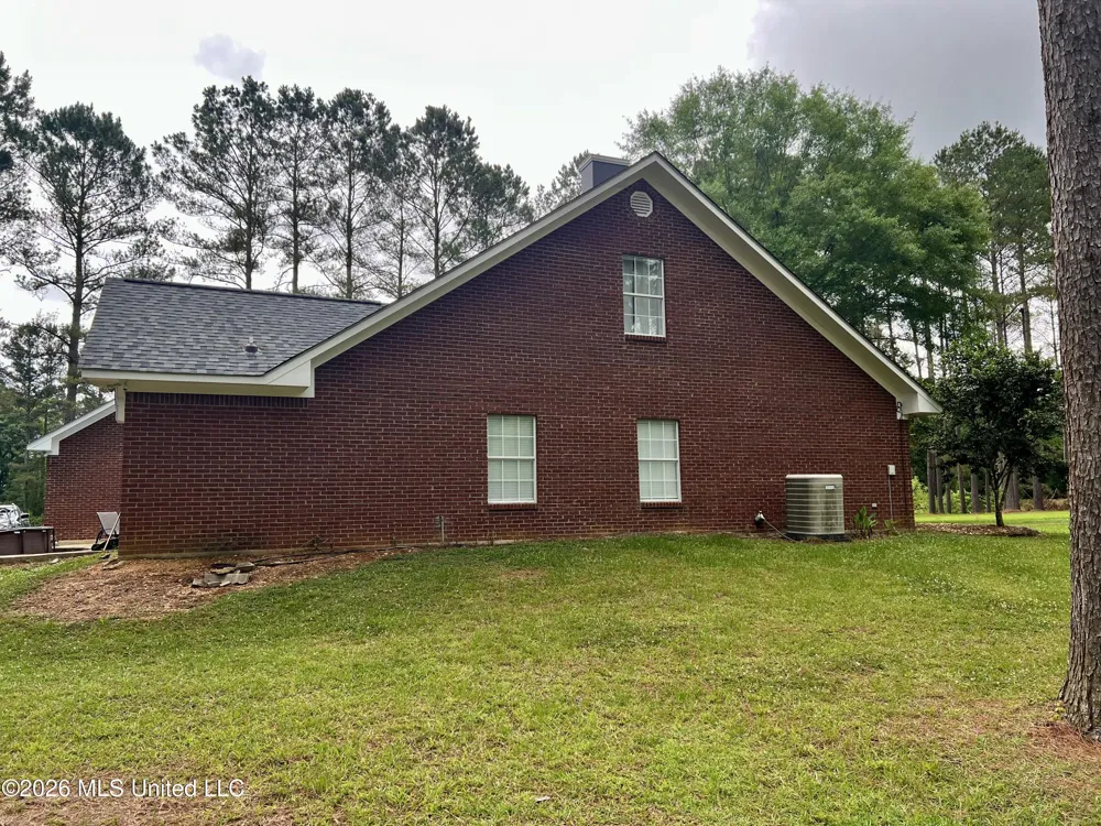 367 Highway 44 Jayess, MS 39641