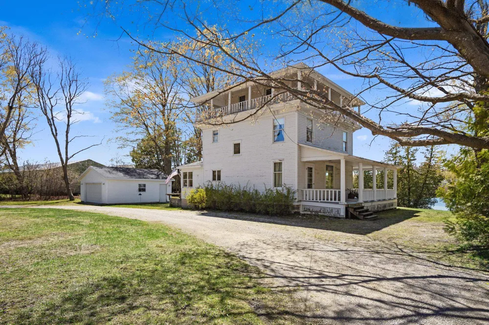 204 S Chandler Street Leland Township, MI 49654