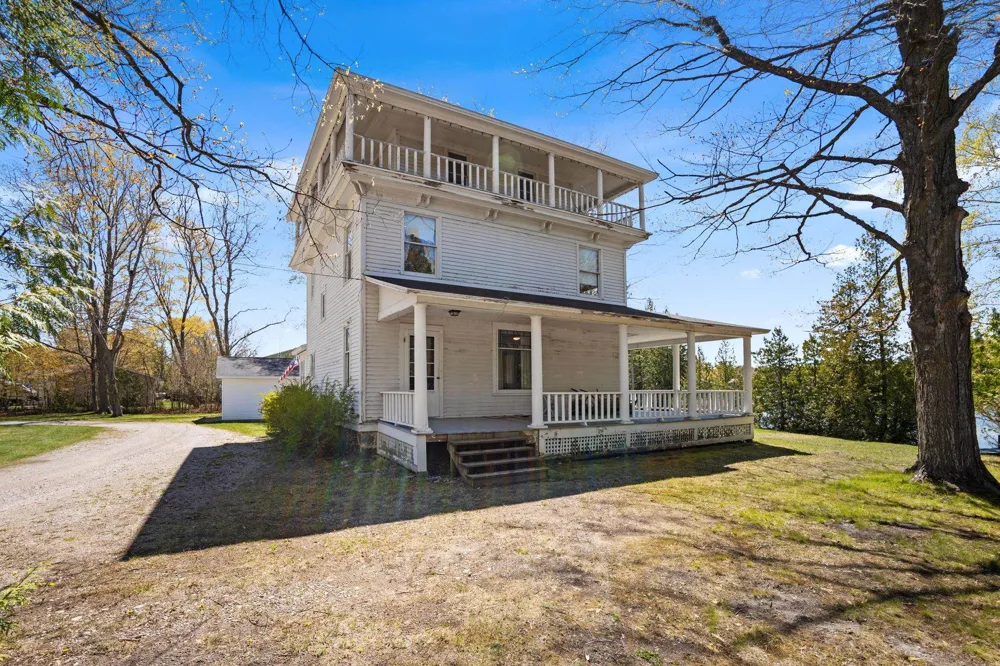 204 S Chandler Street Leland Township, MI 49654
