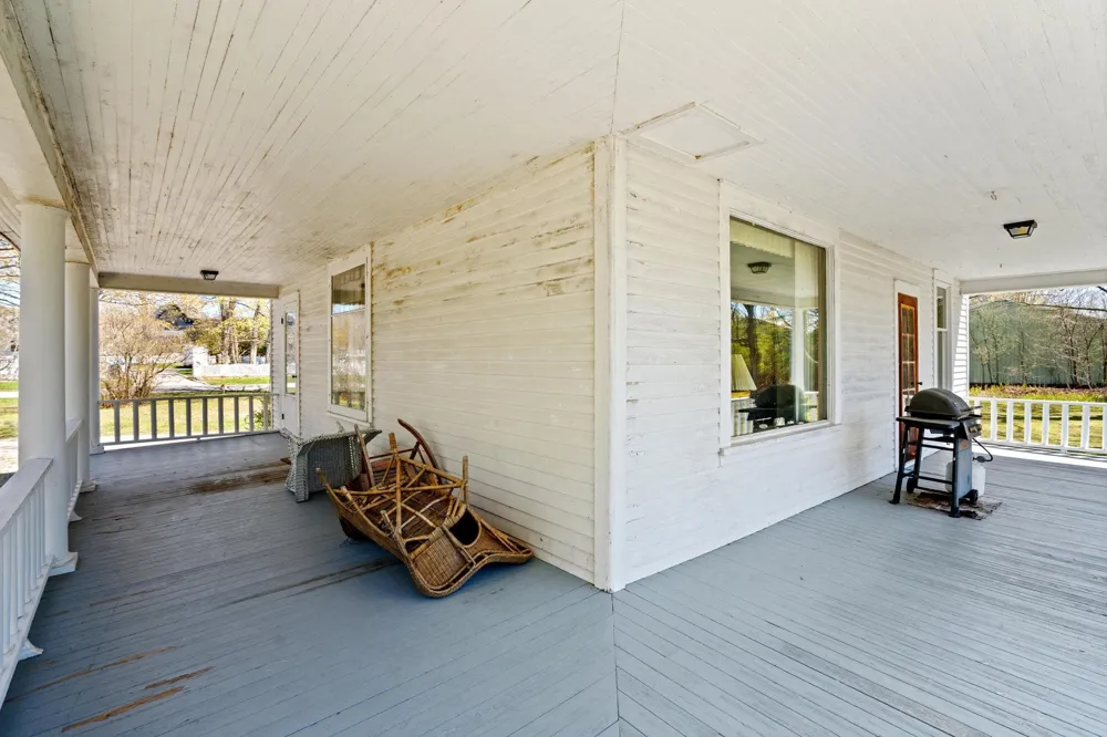 204 S Chandler Street Leland Township, MI 49654