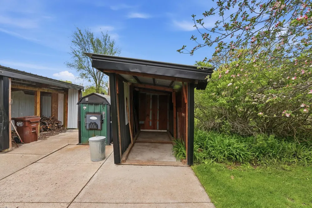 2346 330th Avenue Mora, MN 55051