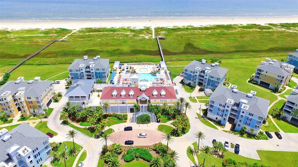 27020 Estuary Drive #102 Galveston, TX 77554