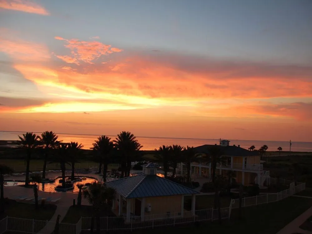 27020 Estuary Drive #102 Galveston, TX 77554