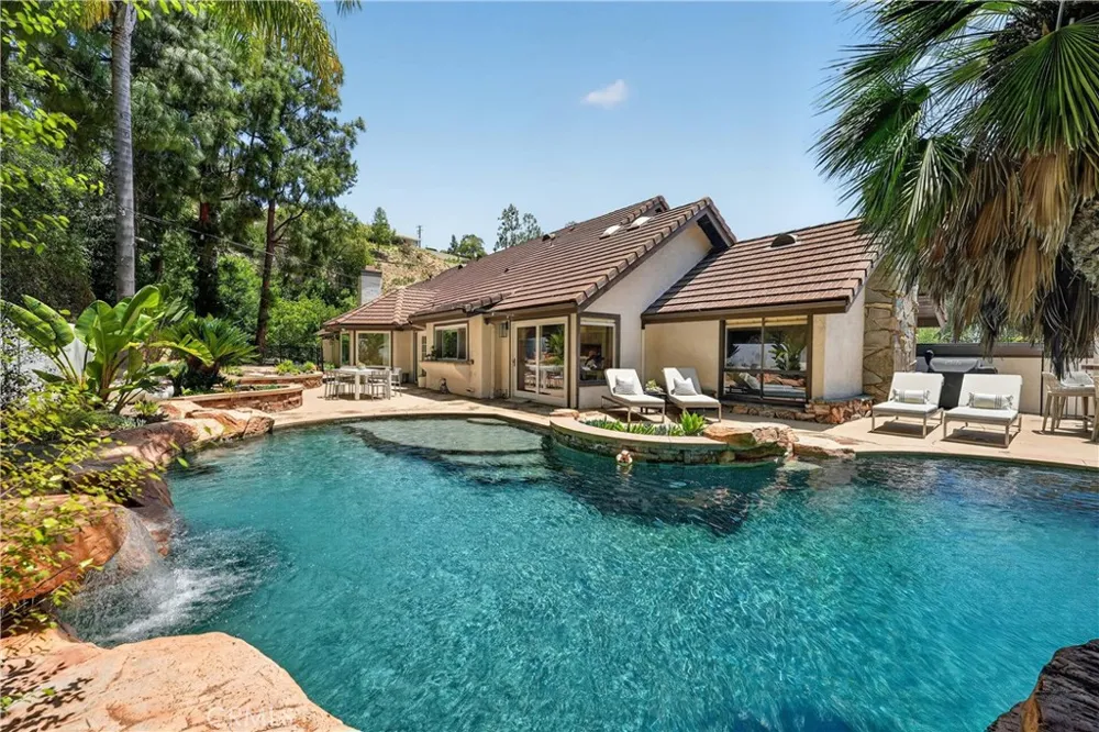 1812 Overview Circle North Tustin, CA 92705