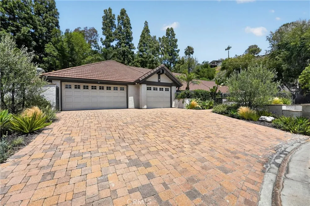 1812 Overview Circle North Tustin, CA 92705