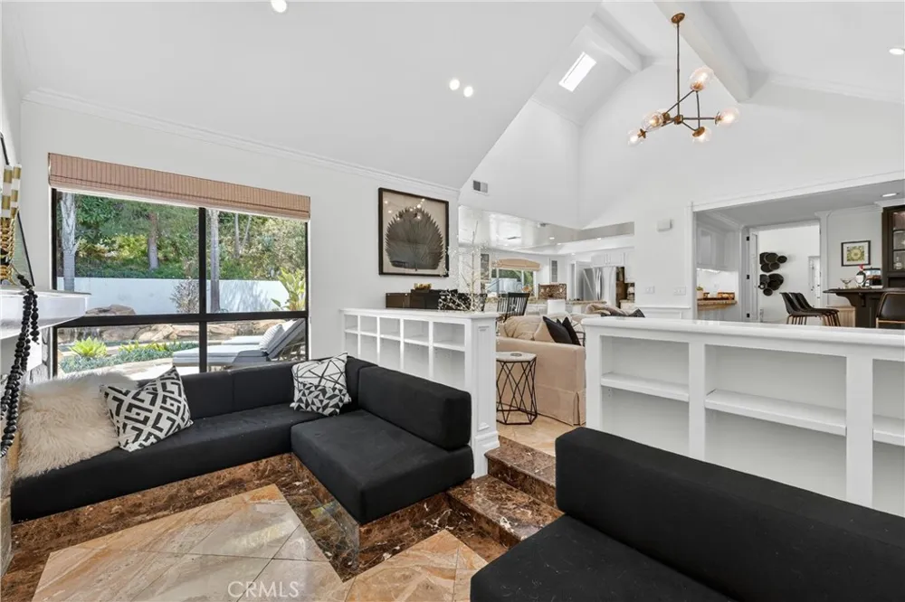 1812 Overview Circle North Tustin, CA 92705