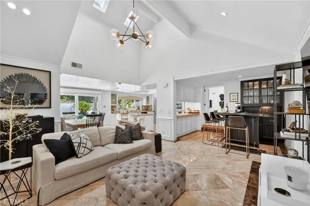 1812 Overview Circle North Tustin, CA 92705