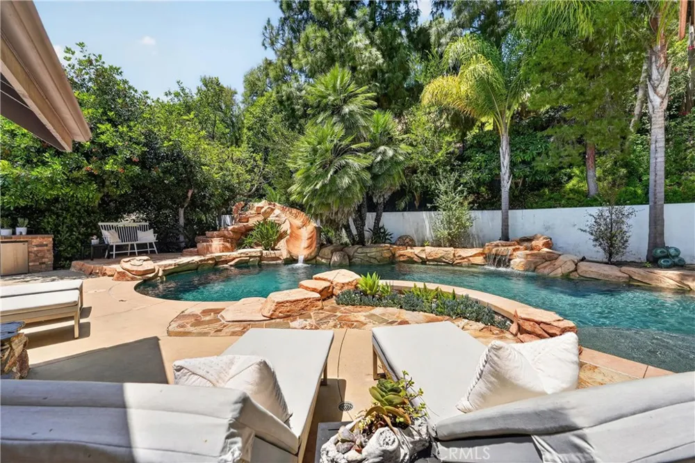 1812 Overview Circle North Tustin, CA 92705
