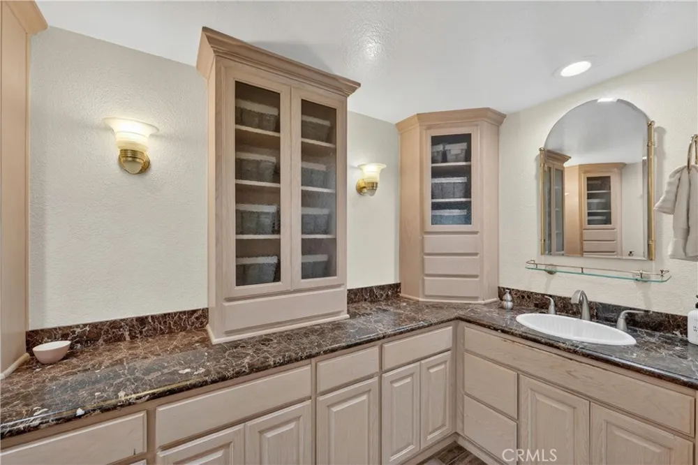 1812 Overview Circle North Tustin, CA 92705