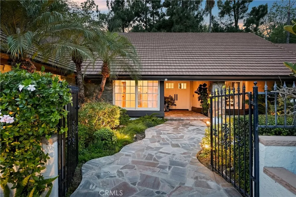 1812 Overview Circle North Tustin, CA 92705