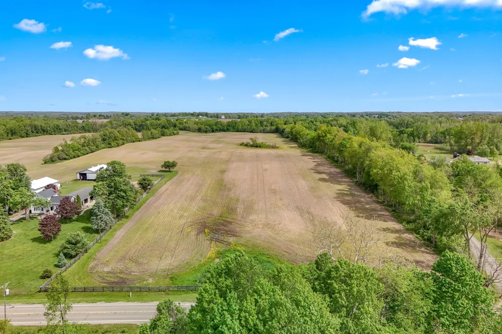 Bankers Rd Hillsdale, MI 49242