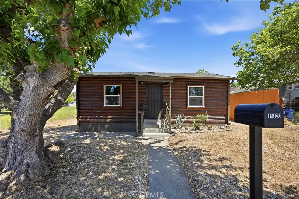 14420 Pearl Avenue Clearlake, CA 95422