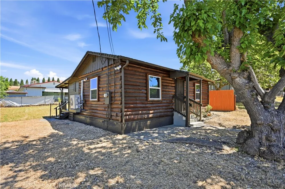14420 Pearl Avenue Clearlake, CA 95422