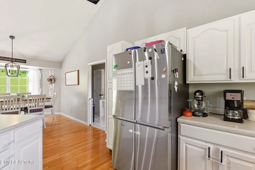 235 Raccoon Valley Rd Maynardville, TN 37807