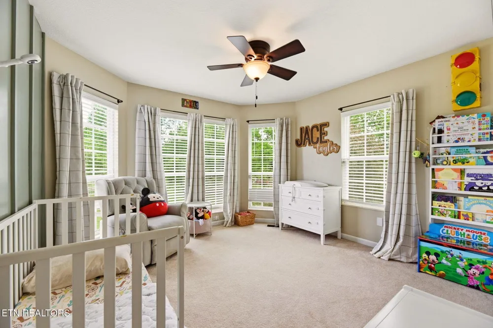 235 Raccoon Valley Rd Maynardville, TN 37807