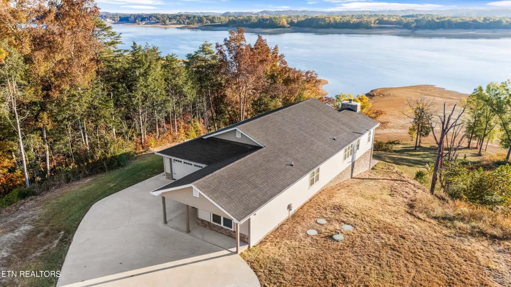 313 Sunrise Tr Dandridge, TN 37725