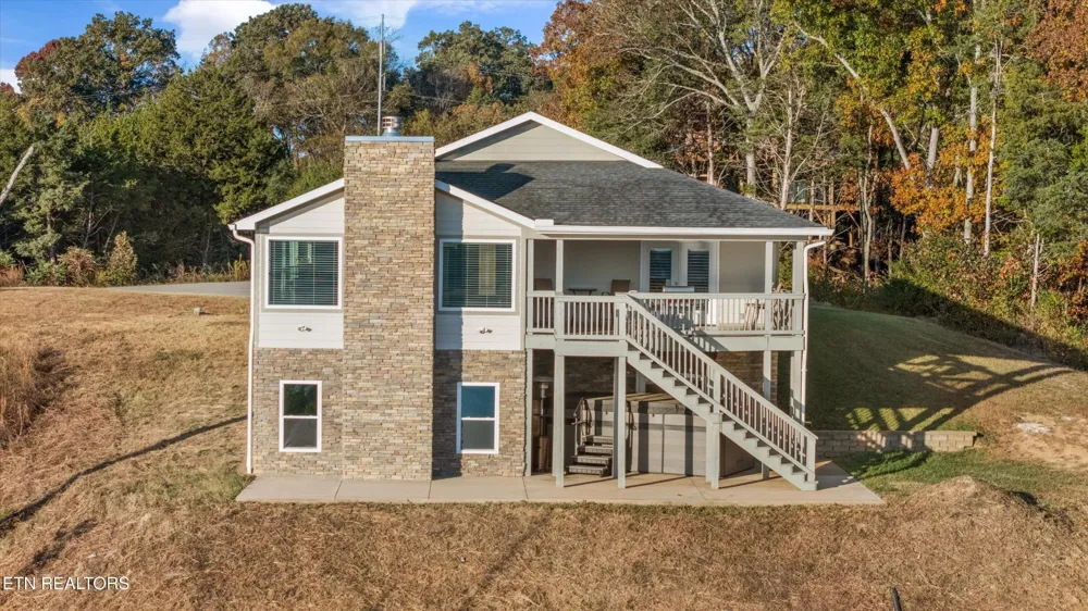 313 Sunrise Tr Dandridge, TN 37725
