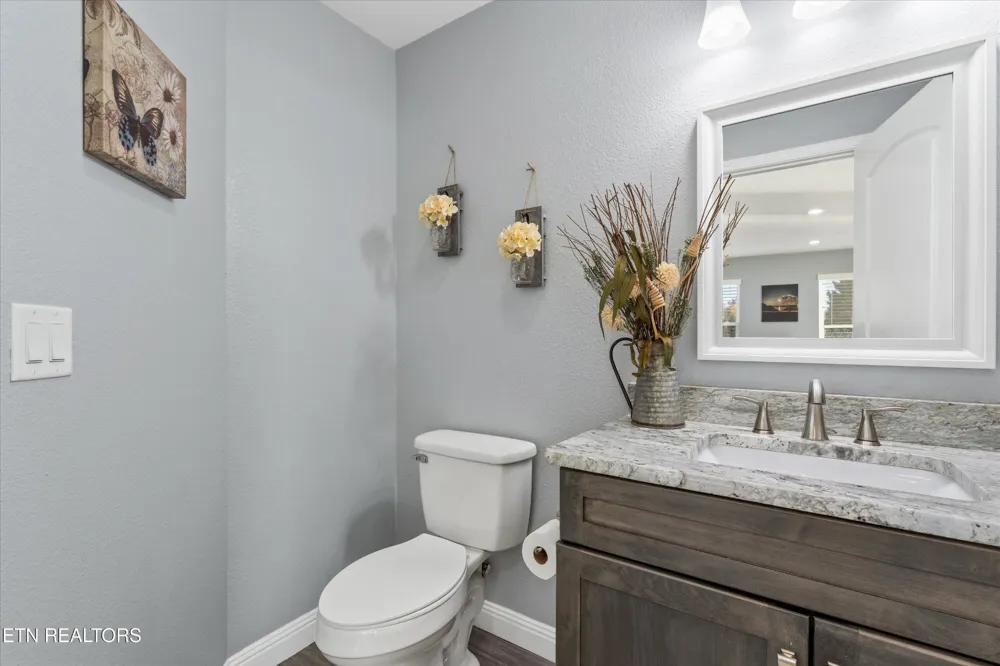 313 Sunrise Tr Dandridge, TN 37725